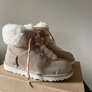 UGG Classic Mini Alpine Lace Sand